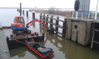Reparaties Zuidersluis bij Almere